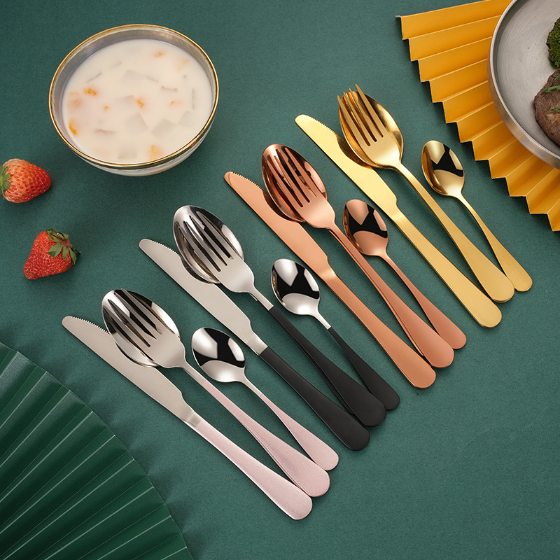 Factory direct supply Amazon stainless steel tableware 24-piece set, hanging rack, gold and wood box, Western kitchen knife, fork and spoon gift box set Application Scenario