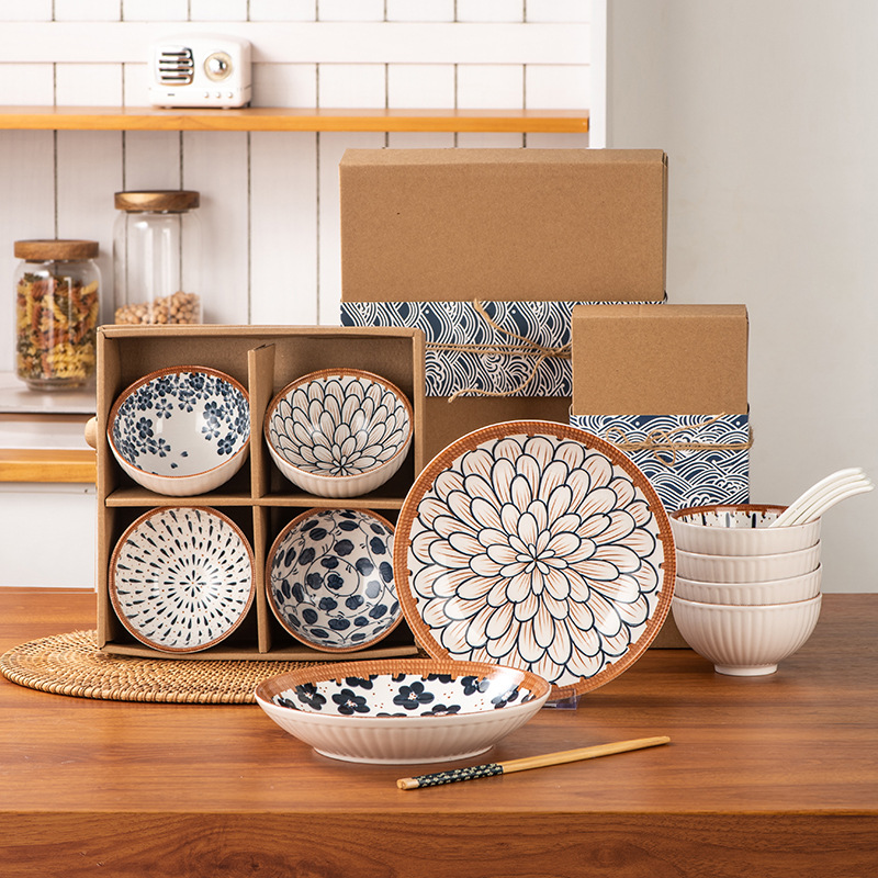 日式陶瓷碗套产品图