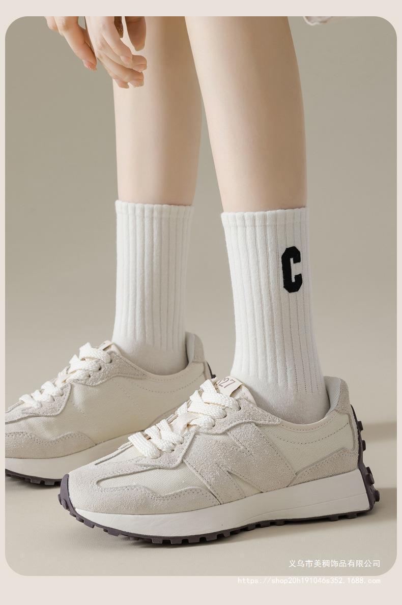 袜子女中筒袜秋冬纯色字母C刺绣棉袜吸汗透气长袜网红竖纹堆堆袜详情13