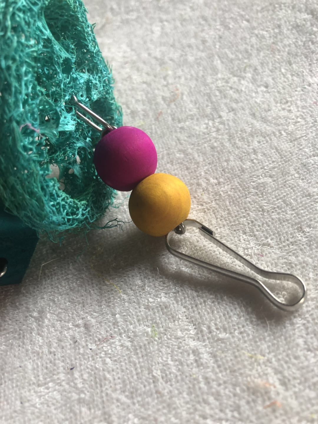 Pet bird toys, bird beak and claw grinding toys, parrot perches, training bird toys, birdcages, accessories Application Scenario