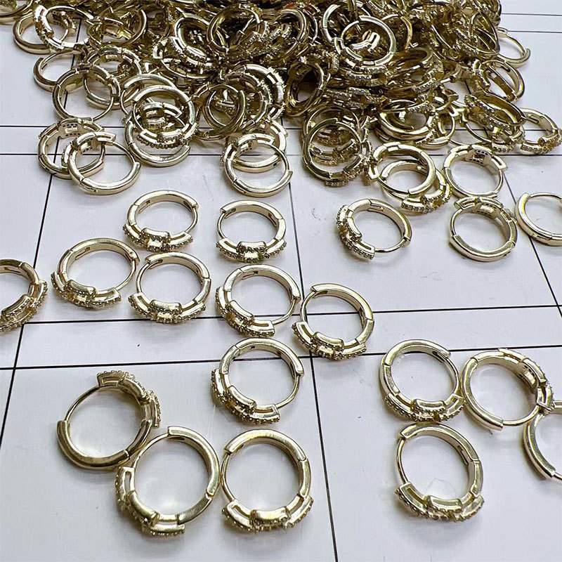 Korean simple round style micro-inlaid earring copper blank original accessory zircon earrings for women DIY micro-inlaid earrings details Picture