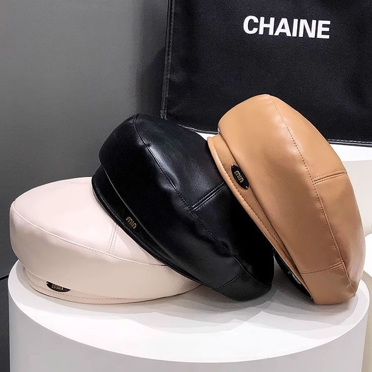 The new popular leather beret for women's autumn and winter is a casual and versatile British retro octagonal hat that shows off your face. It's a small painter hat details Picture