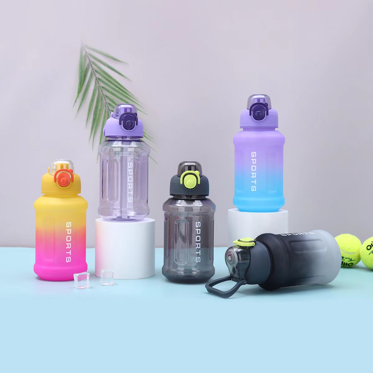 Explosive Large Capacity Ton Ton Bucket Ton Ton Cup Outdoor Sports Cup With Handle Portable Food Grade Pc Material Cup