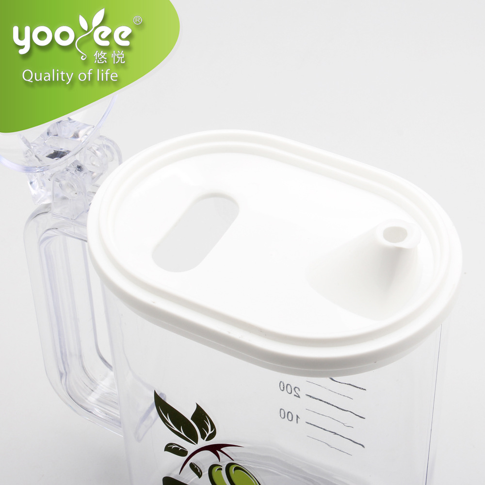 You Yue plastic large 800ml oil pot household kitchen supplies seasoning pot non-slip handle oil pot wholesale Application Scenario