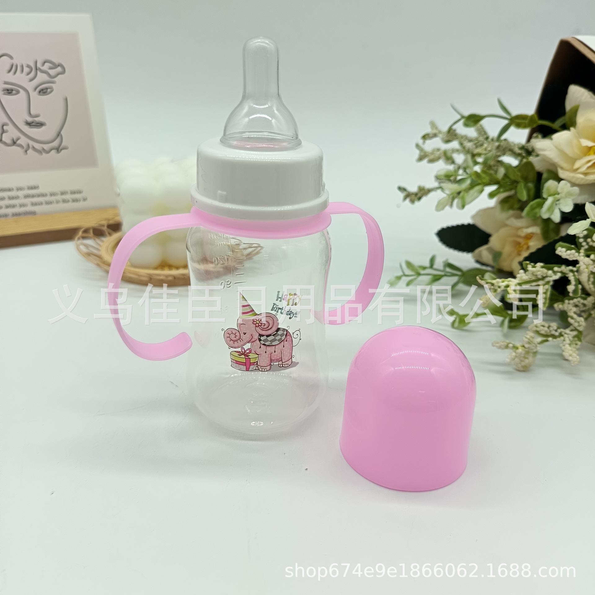 Cute and fun patterned baby learning drinking cups, baby drinking cups with handles, pacifiers and bottles for wholesale trade Specification drawing