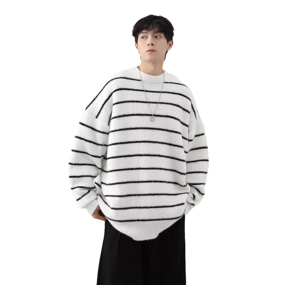 Black and white striped contrasting color sweater for men's autumn and winter new versatile round-neck knitted sweater, trendy loose and laid-back style coat Item Picture