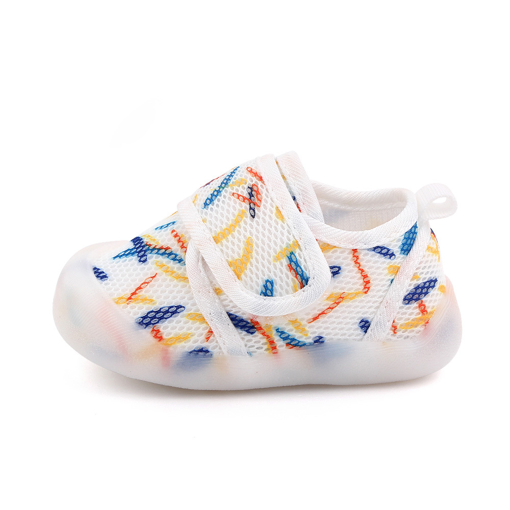 Spring and Autumn 1-2-3 years old baby walking shoes Breathable mesh shoes, anti-slip soft-soled boys' and girls' walking mesh shoes 2685 Item Picture