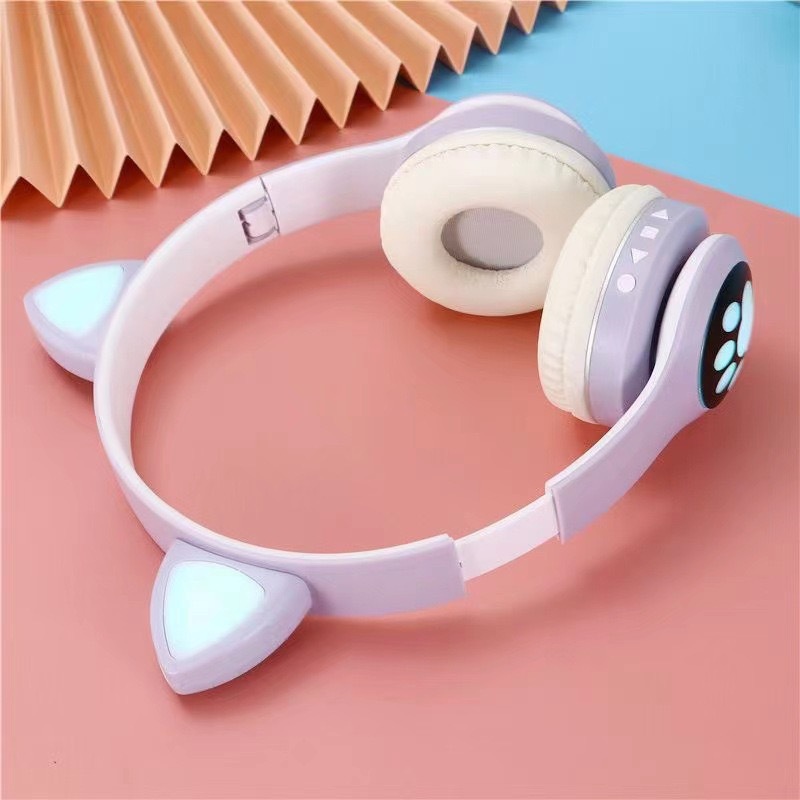蓝牙耳机实物图