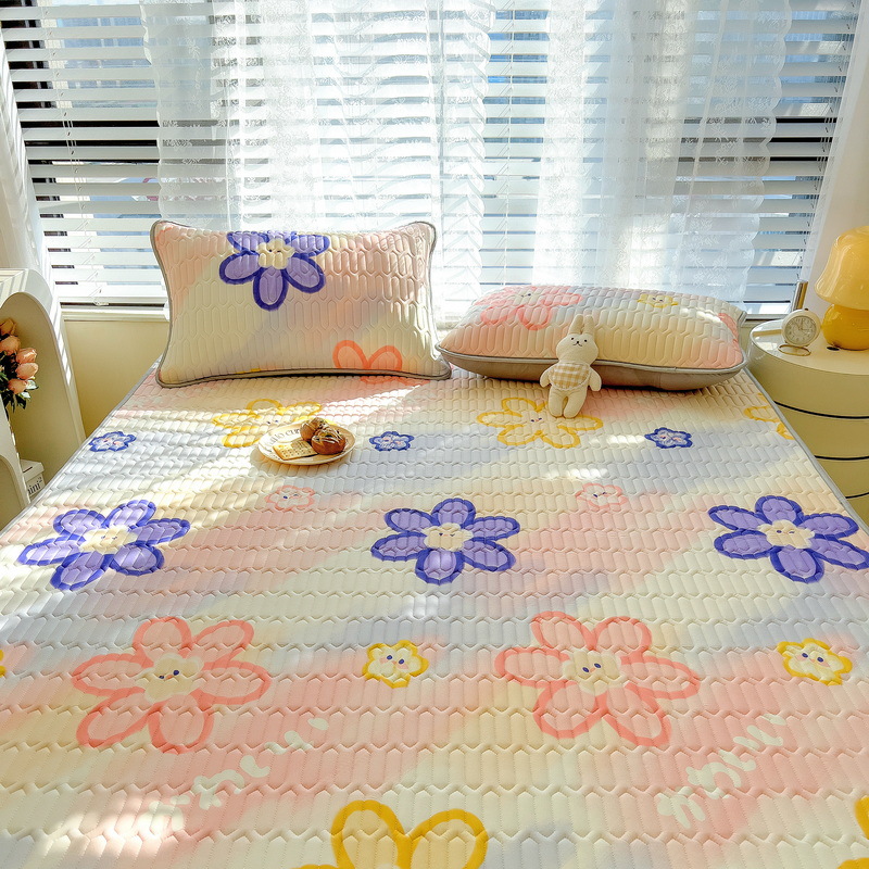 Wholesale latex mat three-piece set, thickened air-conditioned mat, machine-washable in summer, ice silk children's soft mat, one-piece consignment Item Picture