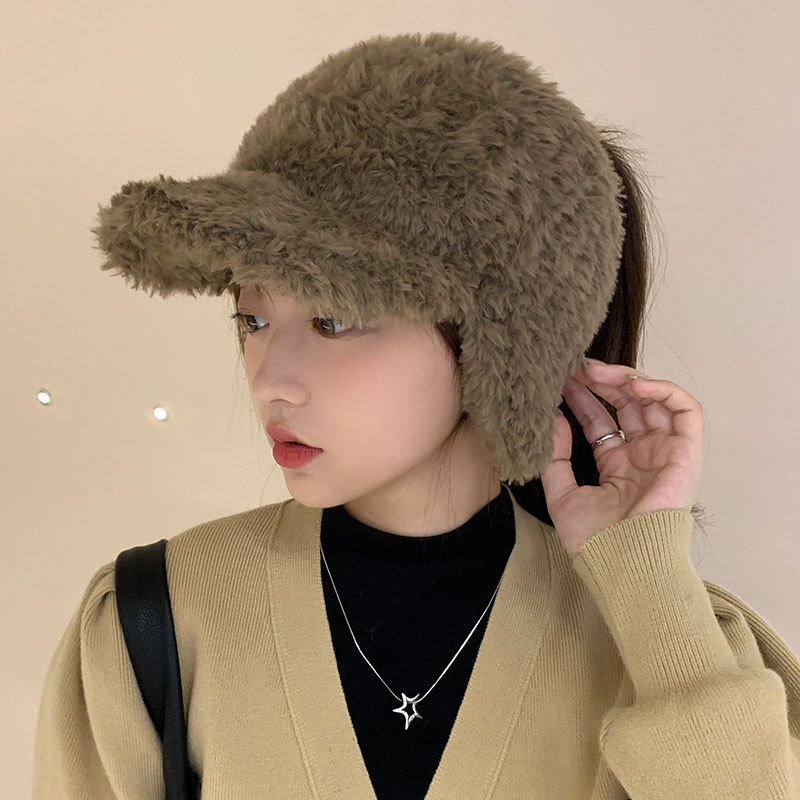Plush Empty Top Hat Women's Fall/Winter Duck Tongue Knitted Hat Outdoor Student Biking Lamb Hair Baseball Cap Application Scenario