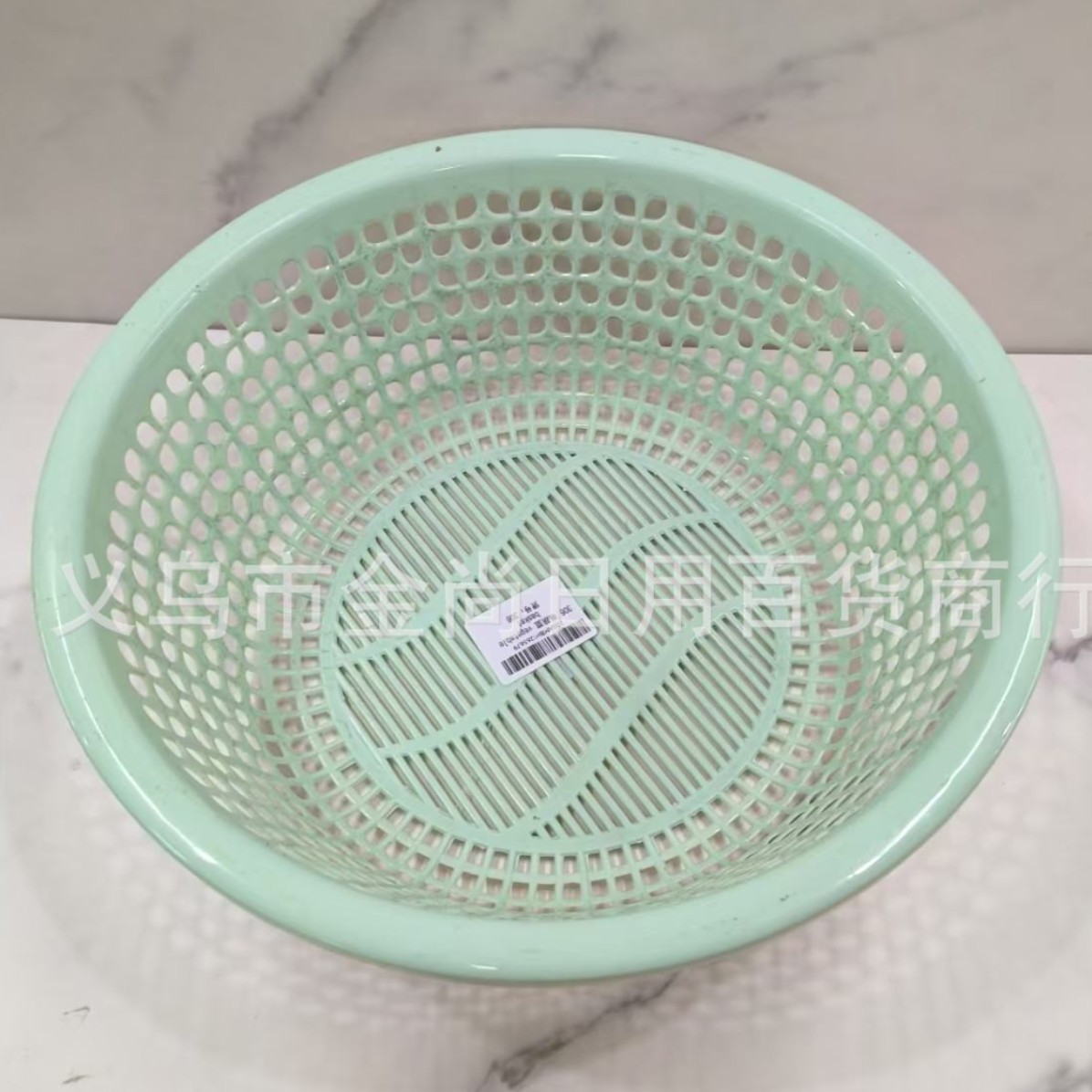 Rectangular frame plastic kitchen vegetable washing baskets, thickened fruit and vegetable baskets, draining baskets, large storage baskets wholesale Specification image
