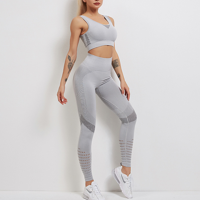 New factory direct sales, European and American cross-border, peach-bottomed, high-waisted, slimming, personalized, small-footed, hollowed-out women's yoga pants set Application Scenario