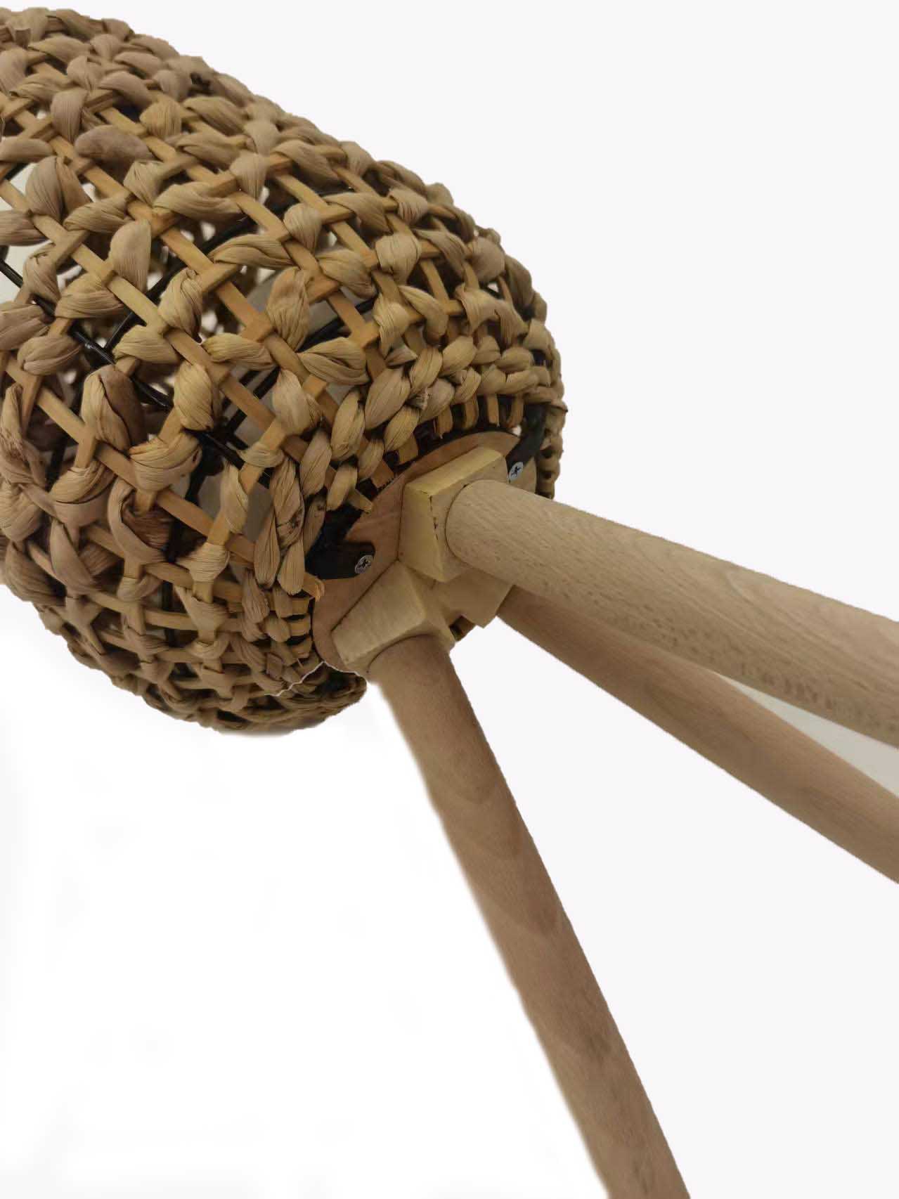 Retro Southeast Asian handcrafted grass and wood woven wind lanterns, new Chinese-style decorative items, home decoration, candlestick creativity Specification image