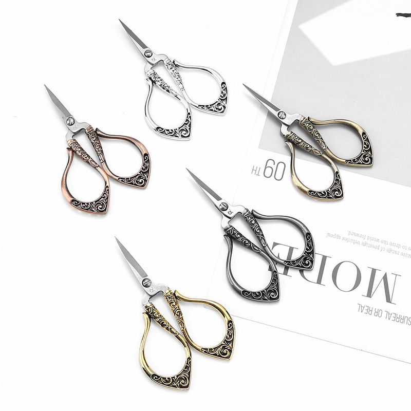 Vintage European Light Luxury Vine Scissors Household Handmade Diy Embroidery Scissors Cross Stitch Stitch Seamstress Stainless Steel Scissors details Picture