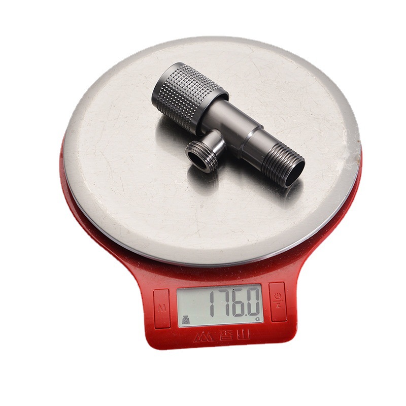 枪灰色三角阀产品图