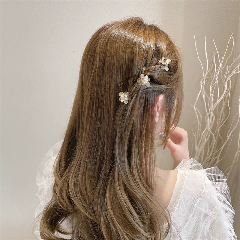 Coreano temperamento flores clip pequeño tiara clip de pelo lateral flequillo clip de captura de la frente pequeño clip de verano chica details Picture