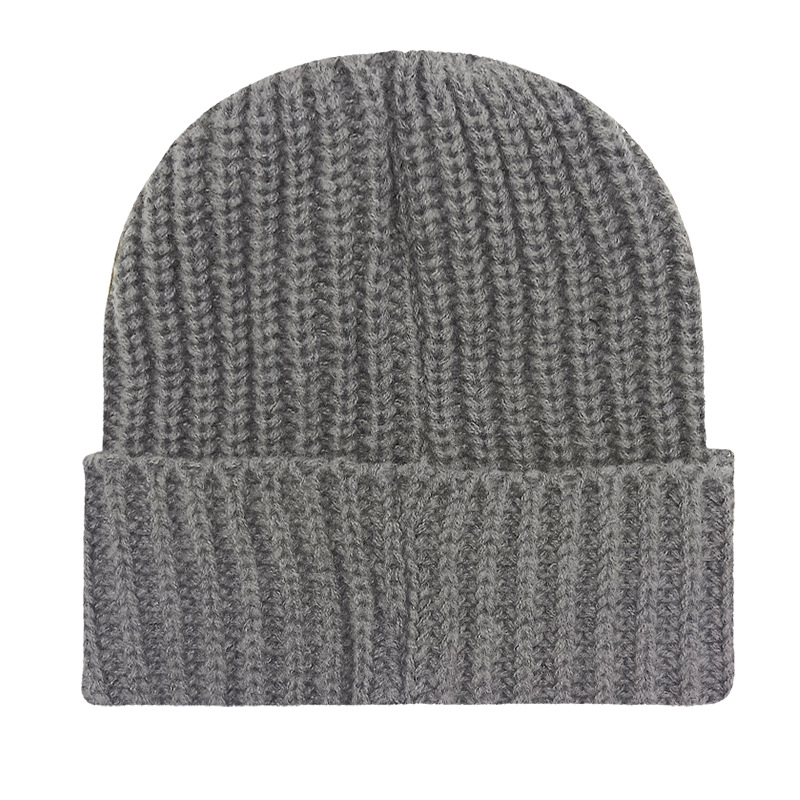 Thick Line Autumn And Winter Light Plate Knitted Hat Autumn And Winter Men And Women Warm Thick Cold Hat Can Be Formulated Logo Woolen Hat Application Scenario
