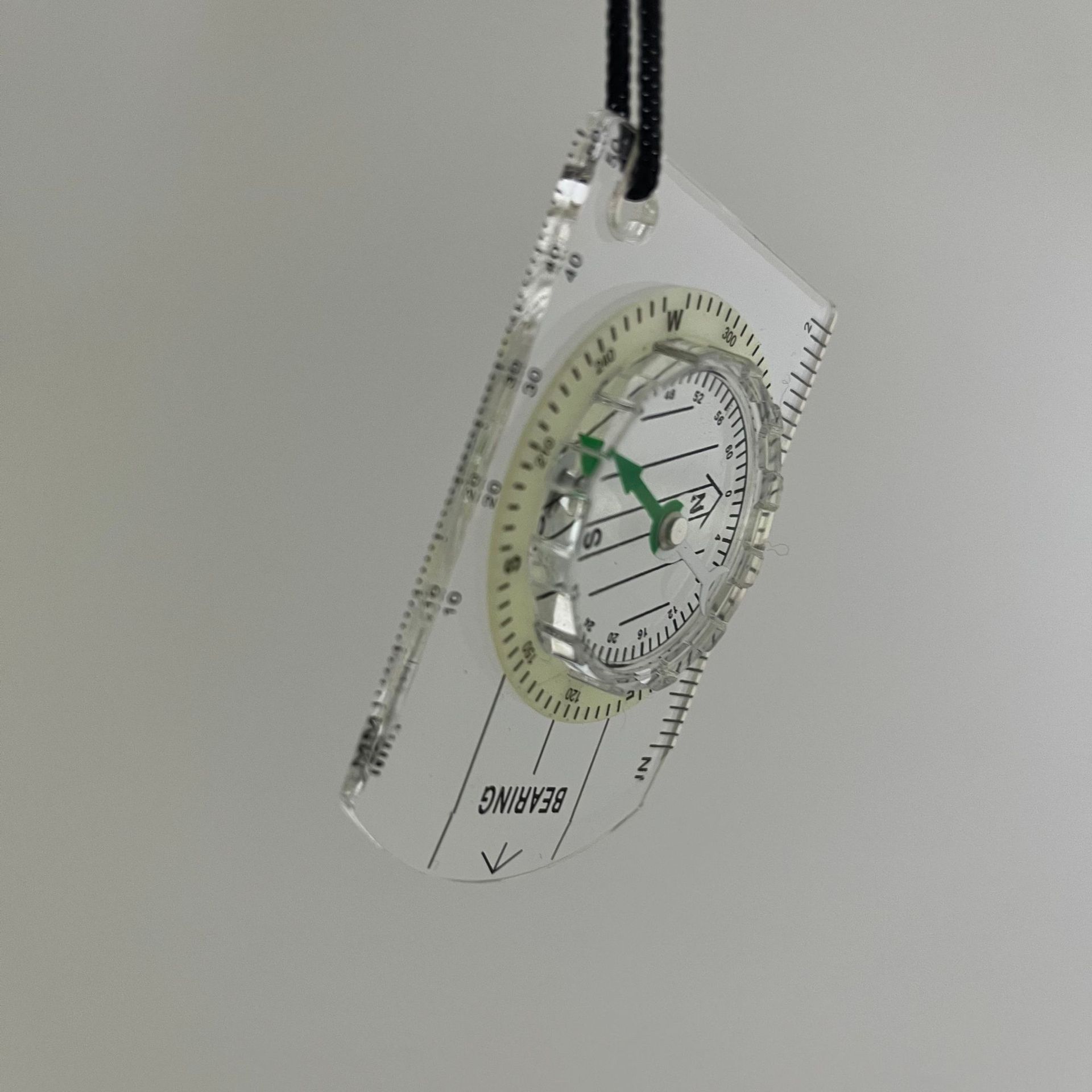 The new Amazon bestseller DC35-1B transparent size luminous compass magnifying glass map scale for students Specification image