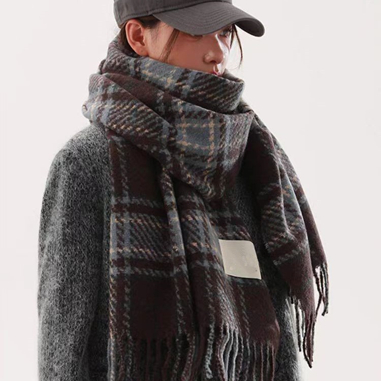 A new, versatile, checkered, thickened long shawl scarf with a strong atmosphere for women in winter, imitating cashmere. It's a perfect gift for your girlfriend