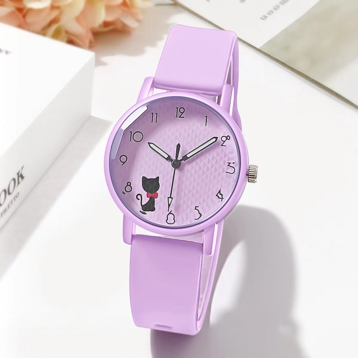 Jelly-colored ladies' wristwatch, silicone strap, student watch, trendy and fashionable gift watch, digital watch, ins style Specification image