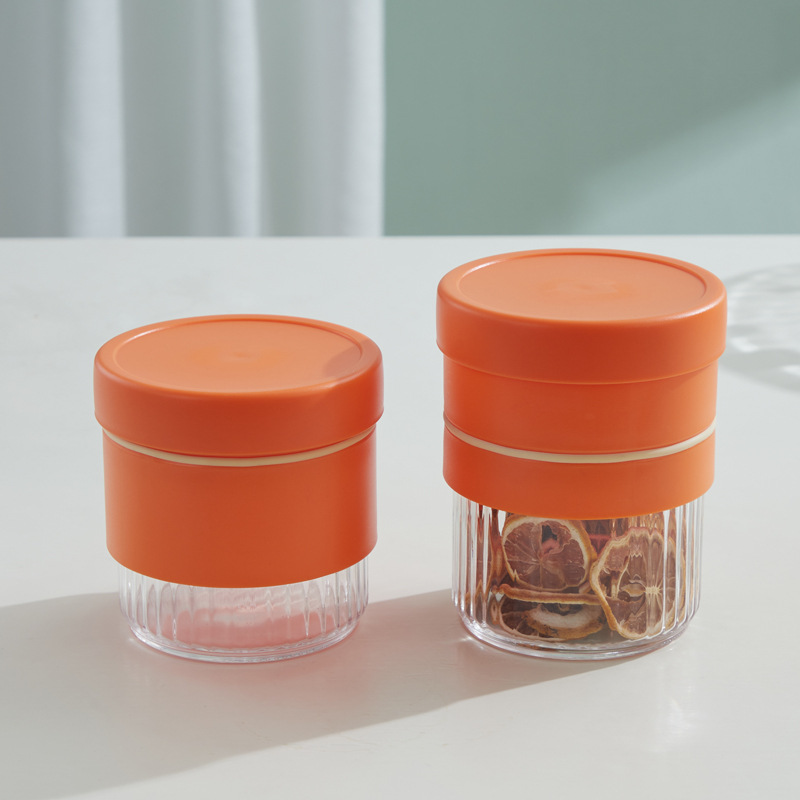 The Baileco Lefan Magic glass storage tank is made of food-grade material, providing healthy storage, locking in freshness, and preventing moisture and insects Application Scenario