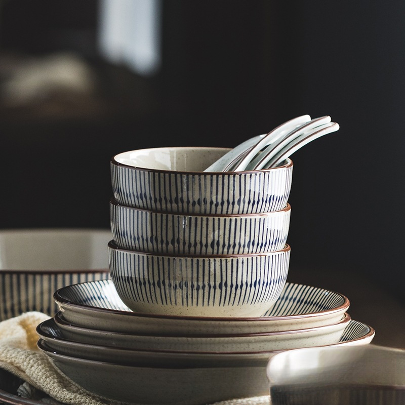 Bowl Home 2025 New High Appearance level retro Japanese tableware plate set, ceramic soup bowl, underglaze colored rice bowl Application Scenario