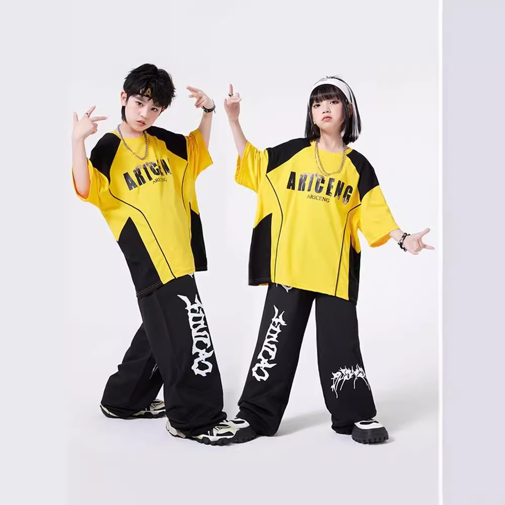 Street dance children's trendy clothes, boys' hip-hop performance costume sets, girls' jazz dance costumes, cool performance costumes Application Scenario