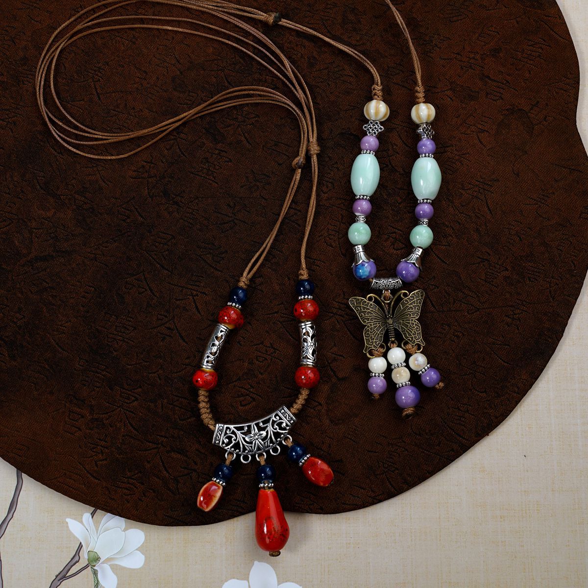 New Chinese-style long ceramic beaded necklace, women's ethnic style Zen-inspired woven sweater chain, cross-border versatile collarbone chain trend Item Picture