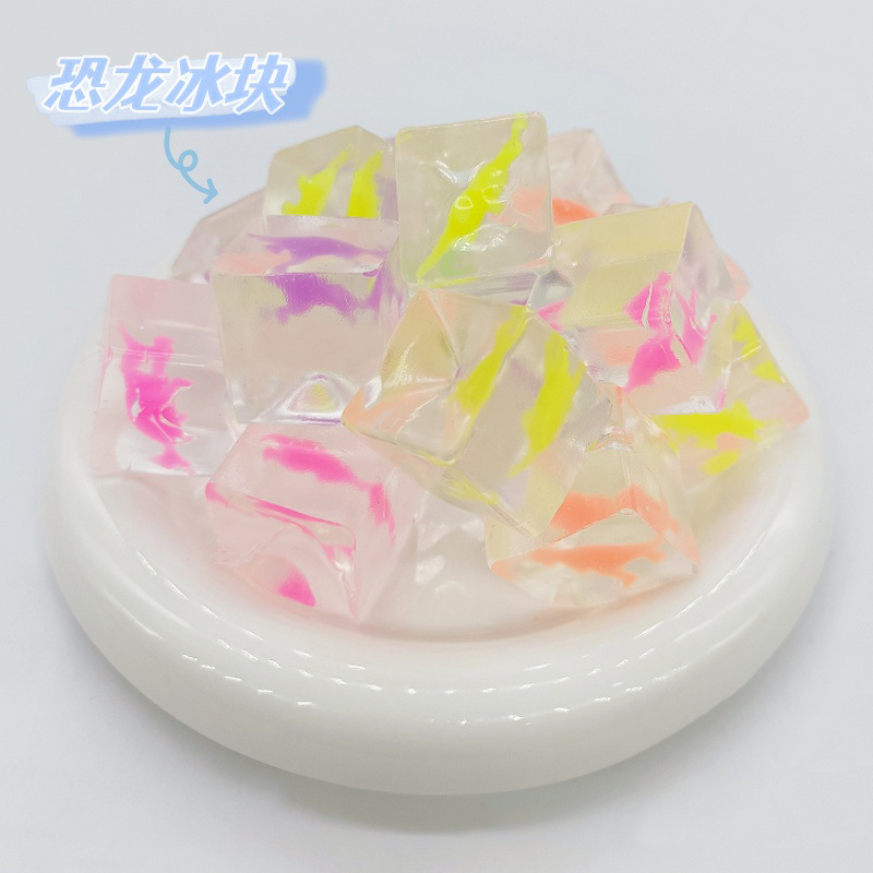 Cross-border creative stress-relieving ice cube dinosaur kneading fun stress-relieving and venting toys with interesting shapes and cute street stall wholesale Application Scenario