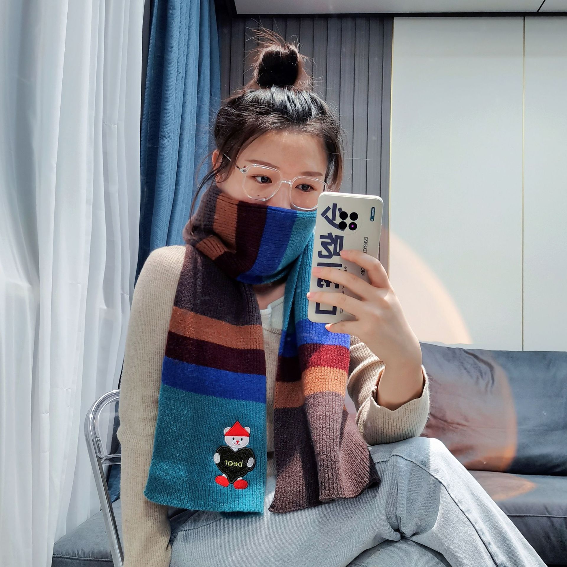 Zhao Rusi With The Winter Cartoon Bear Wool Rainbow Horizontal Scarf Students Warm Lovers details Picture