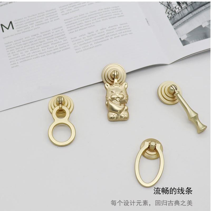 Zinc alloy handle, simple handle, Chinese single hole, golden copper color, drawer, cabinet, bedside table, door, hanging ring, concealed buckle details Picture