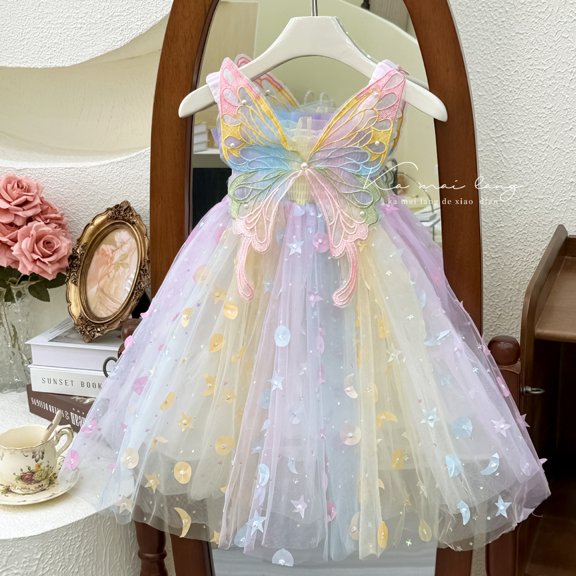 New Summer 2024 butterfly sequined girls' birthday dress, children's princess dress details Picture