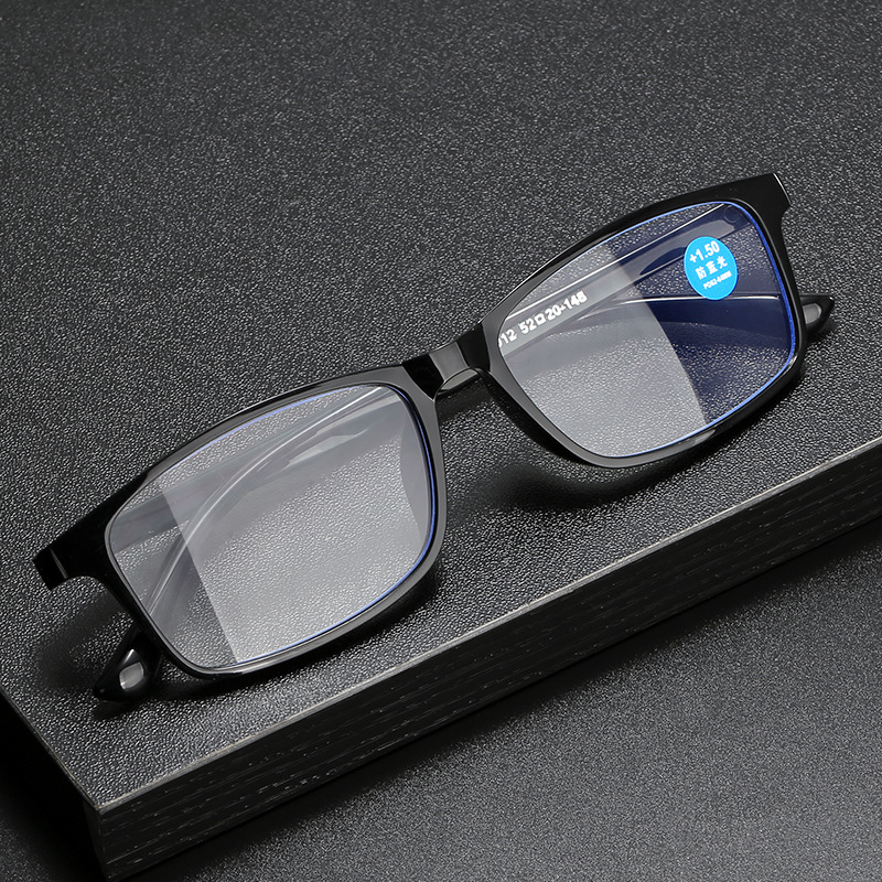 The new ultra-light tr90 anti-blue light reading glasses are specially designed for the elderly, featuring high-definition reading glasses for middle-aged and elderly people details Picture