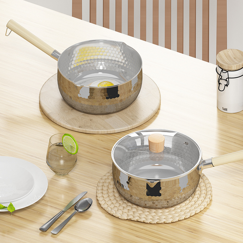Japanese Wooden Handle Small Milk Pot Baby Baby Home Food Pot Stainless Steel Snow Pan Foam Fabric Hammer Pattern Stockpot Application Scenario