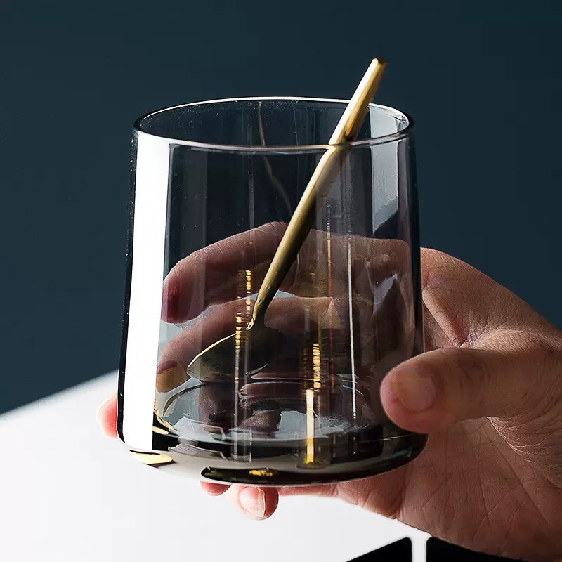 简约网红高颜值透明玻璃杯 水晶带颜色牛奶杯果汁杯水杯漱口杯细节图