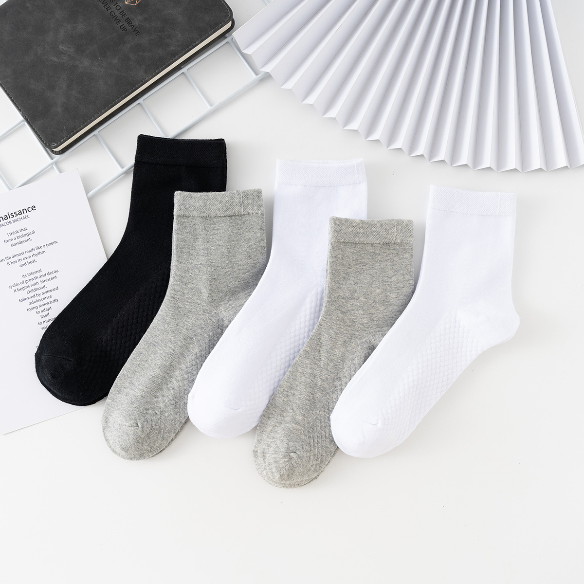 Gift box set of spring and summer mugwort scented anti-odor mid-length men's business socks breathable and sweat-absorbing women's autumn and winter socks Specification image