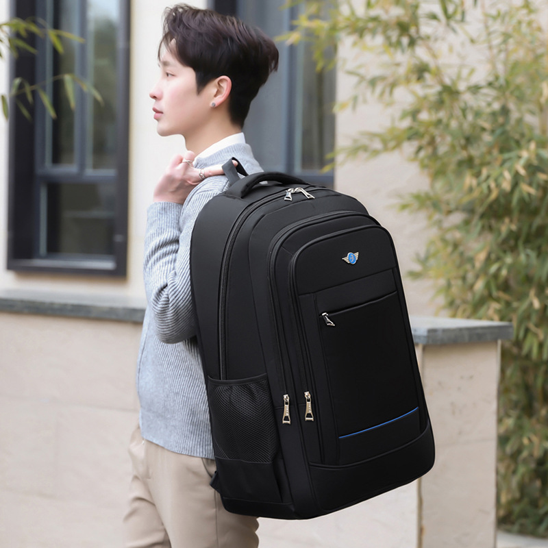 Mochila de computadora de comercio exterior transfronteriza nuevo color sólido mochila de viaje al aire libre de gran capacidad negocios al por mayor viaje de negocios recepción Application Scenario