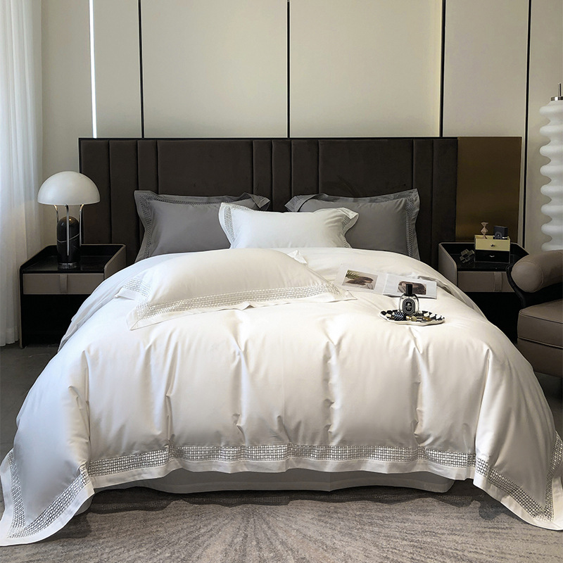 Italian Light Luxury Hotel Style 140 Xinjiang Long Staple Cotton Four-Piece Set Plain Color All Cotton Hollow Soft Skin Quilt Cover