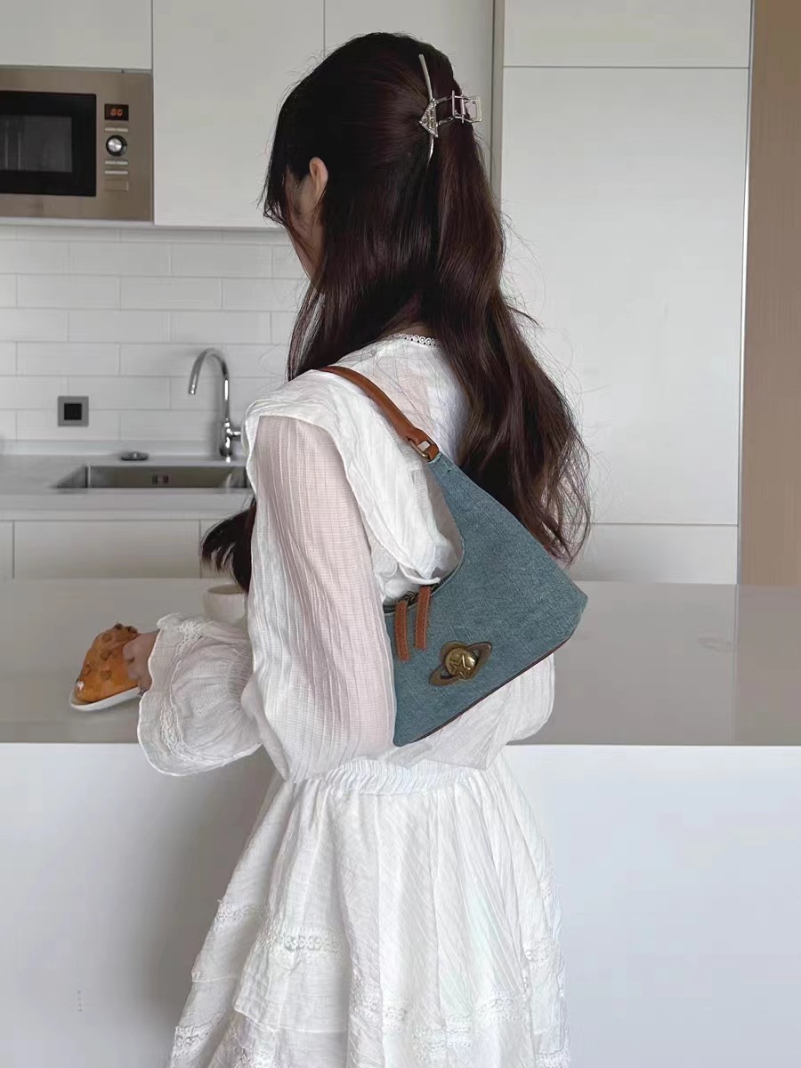 MA HYYGA Wandering Planet Denim niche underarm bag, high-end single-shoulder bag, women's retro bag, handbag details Picture
