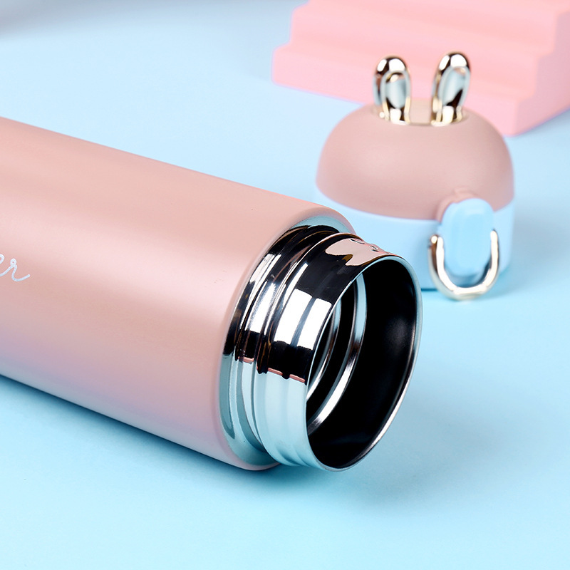 Back-to-school season gifts: Rabbit Year cartoon children's insulated cups, candy-colored, cute and bouncy student cups in stock for wholesale Application Scenario