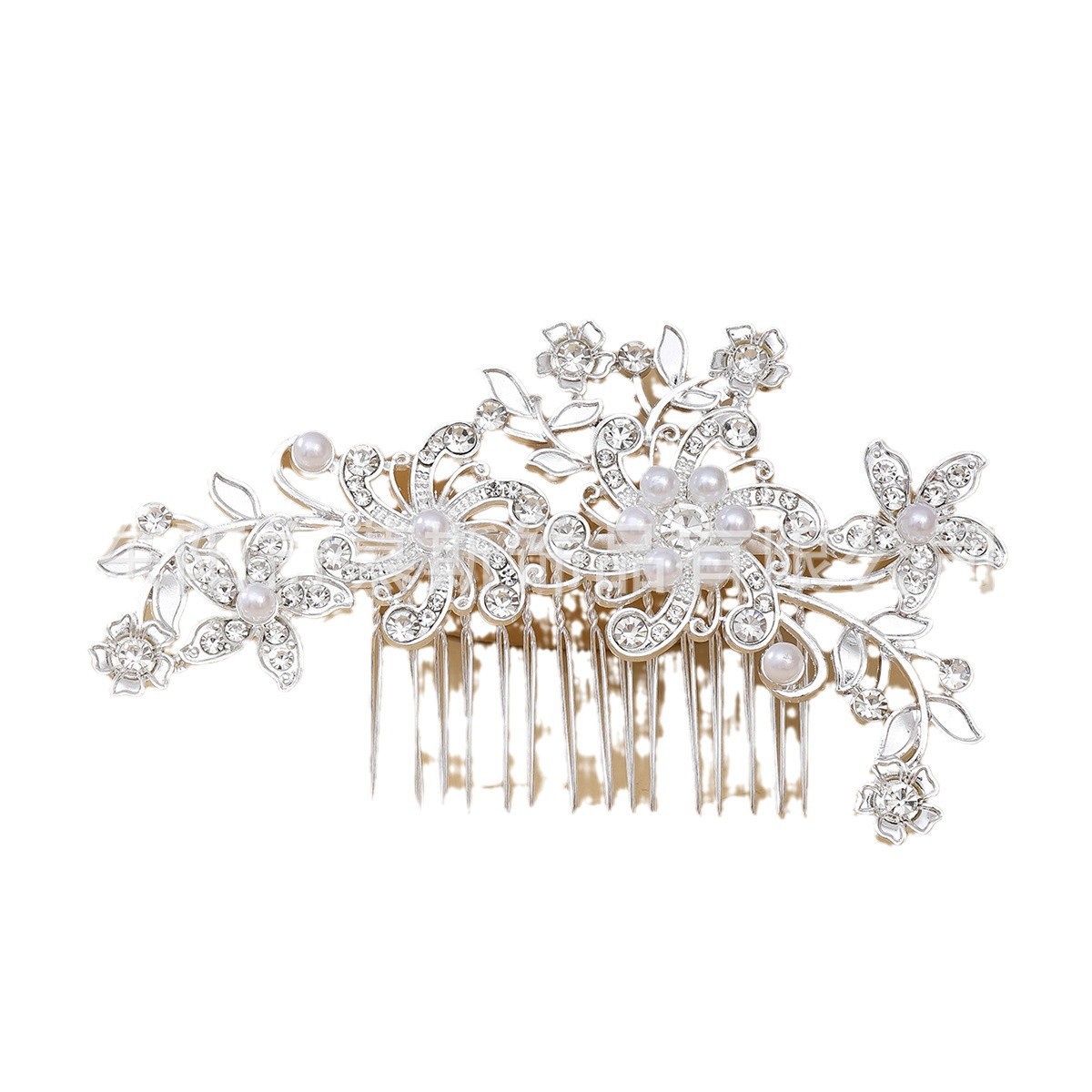The bride's headwear and comb are niche wedding dress and dress accessories for women. They are versatile and high-end hair accessories with diamonds and flowers Item Picture