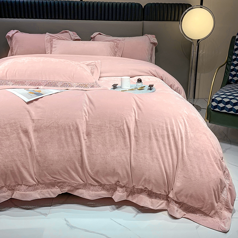 Wholesale of A-class baby skin fleece hollowed-out craft four-piece set for autumn and winter warmth double-sided fleece solid color bedding Specification image