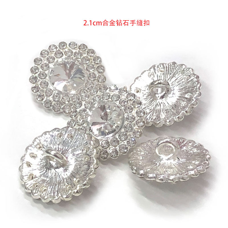 In-stock metal diamond hand-sewn buttons with diamond inlays, small chanel-style round diamond buttons, exquisite hand-sewn decorative buttons
