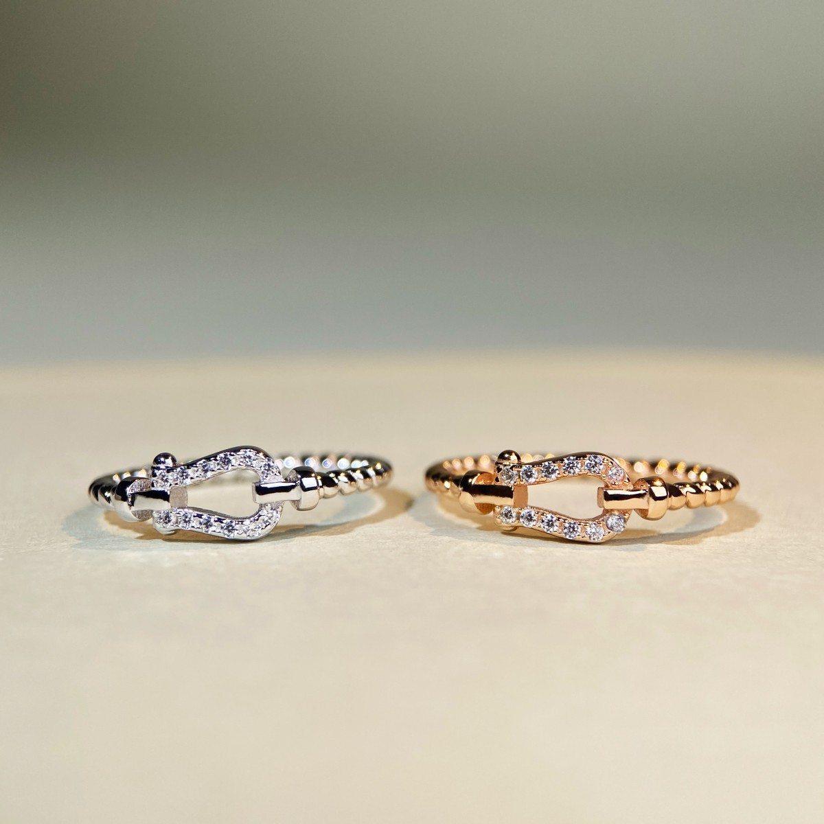 925纯银马蹄戒指女镀18K金珠珠戒指女简约百搭锆石高碳钻戒指批发