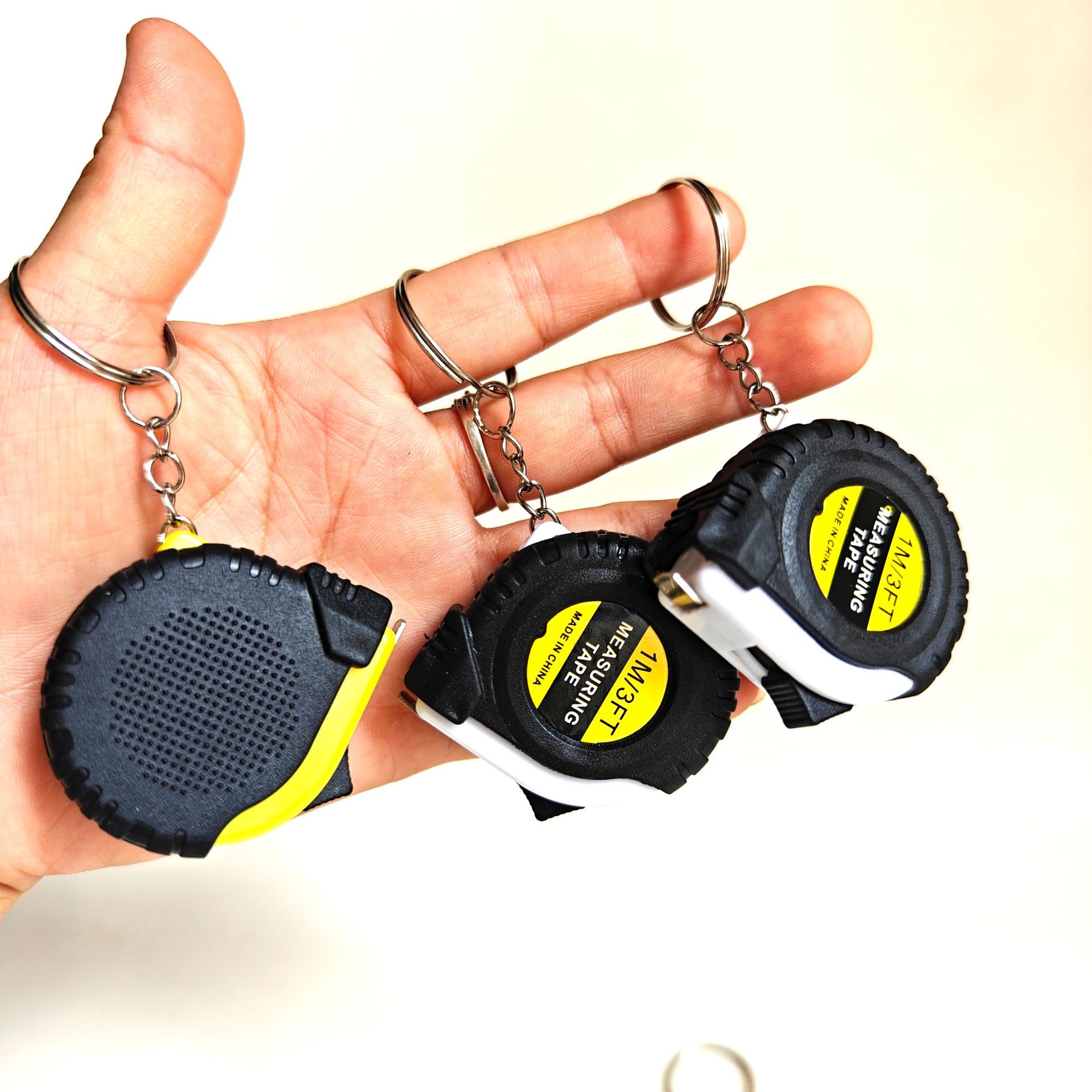 【 Zone 1-5 】 Mini leather case tape measure 50/ Pack 1000/ piece Mini leather case tape measure 1-meter thick leather case steel tape measure keychain pull ruler Portable automatic telescopic gift ruler 2 yuan Specification image