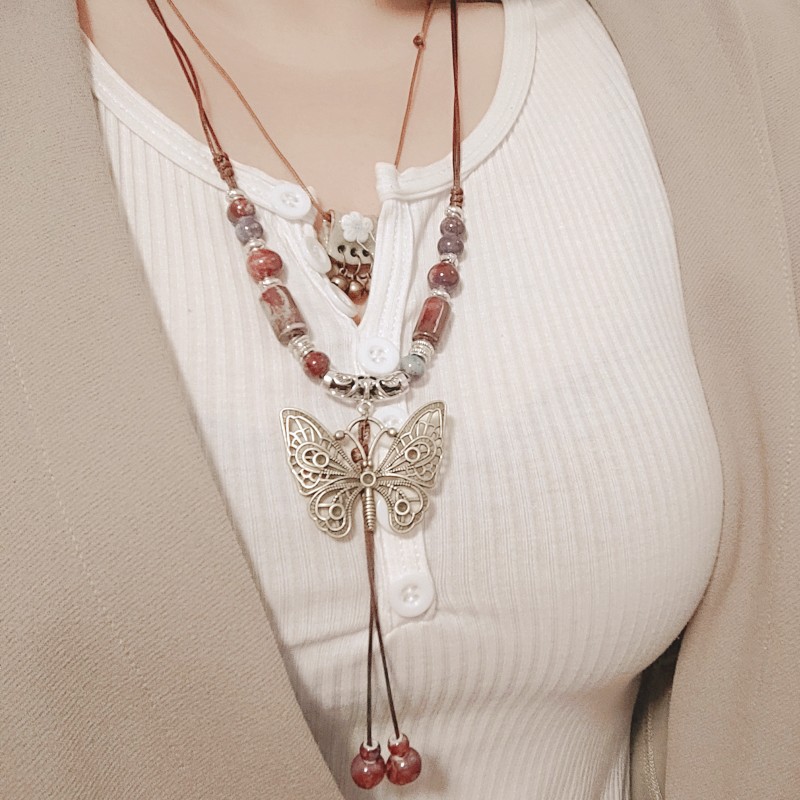 Wholesale of Guifei Butterfly Ethnic Style ceramic long sweater Chain, women's ancient style pendant, retro Chinese style butterfly necklace Specification image
