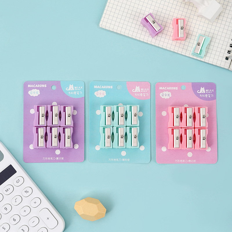 Macaron color bag Mini pencil sharpener manual square single-hole pencil sharpener children's cute student pencil sharpener full figure