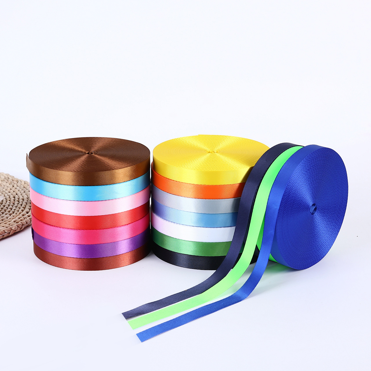 The manufacturer offers wholesale of imitation nylon fine-textured webbing, colored yarn straps, luggage accessories and outdoor product straps in stock details Picture