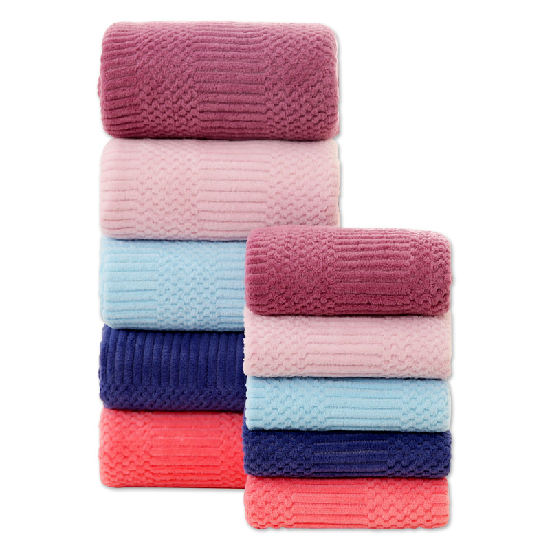 Thickened coral fleece bath towel set, solid color auspicious pattern, soft and absorbent adult beach towel set wholesale Item Picture