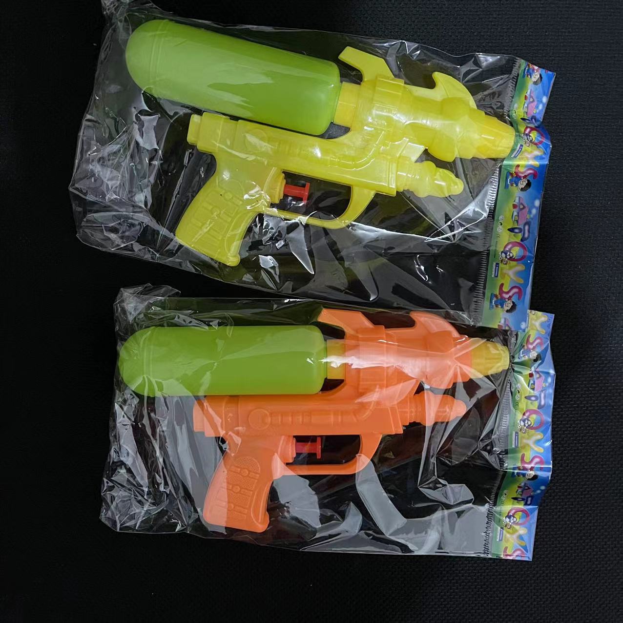555 Water gun children's water fight toy Water gun Injection gun Children's toy large water gun 1 yuan 2 yuan batch Application Scenario